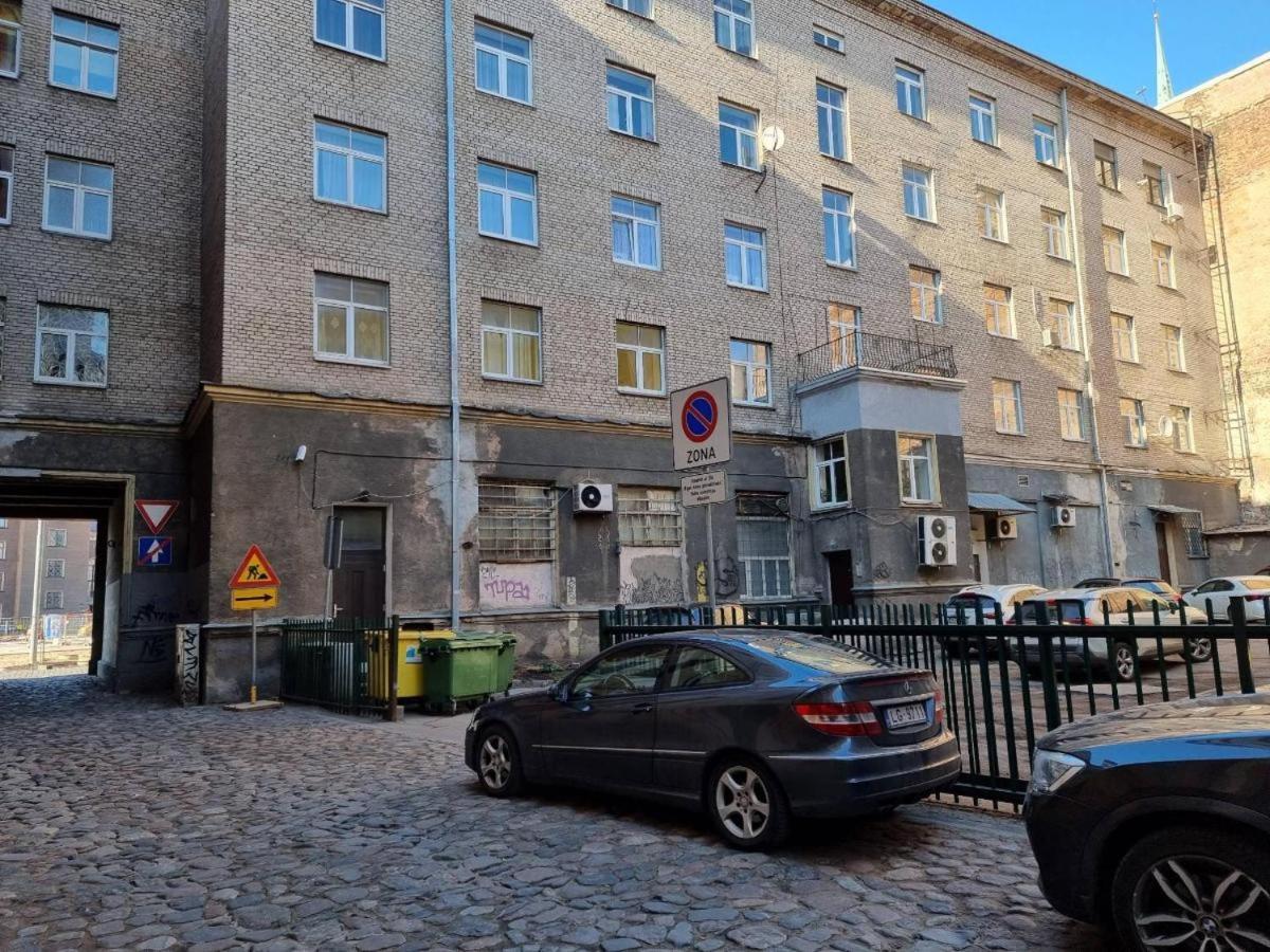 City Inn Riga Apartment Old Town Home With Parking Extérieur photo